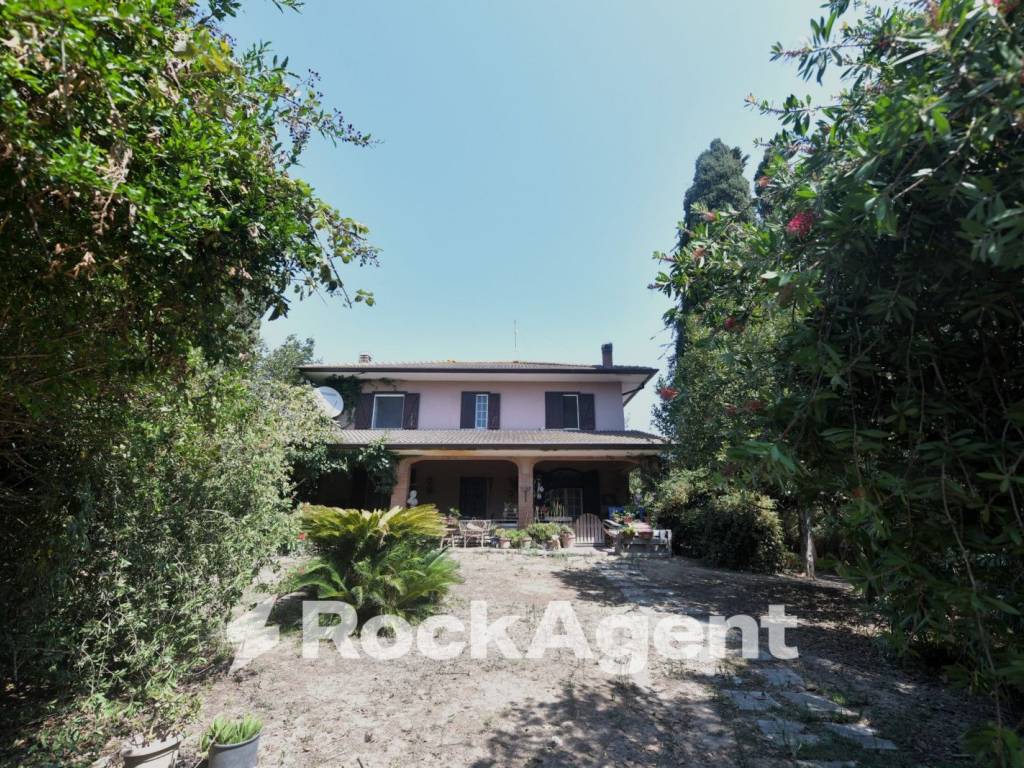 Villa a Latina in Strada del Pantanello, 644 - Foto 2