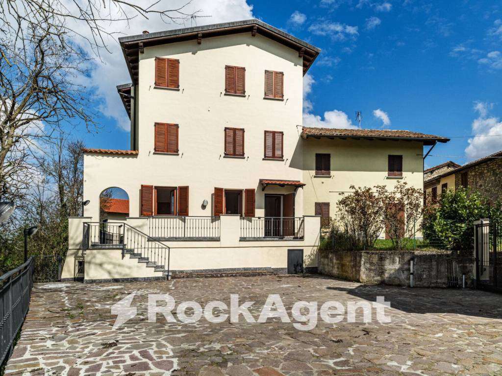 Appartamento a Montesegale in Frazione Camolino - Foto 3