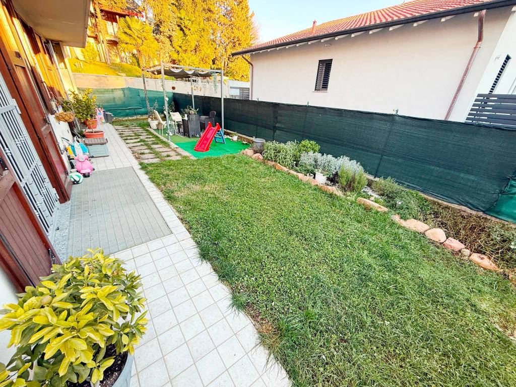 Appartamento a Gorla minore in Via Santa Chiara - Foto 2