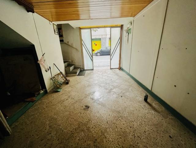 Box / garage a Salerno in Via Pietro del Pezzo, 63 - Foto 3