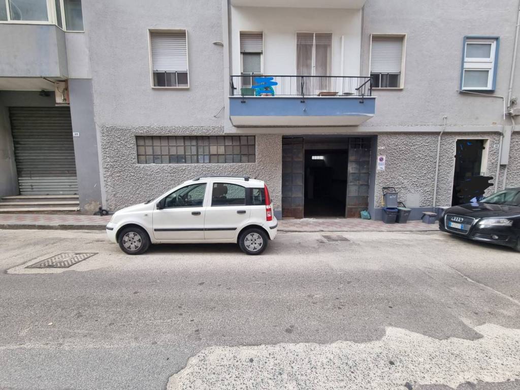 Immobile a Cagliari in Via Col Del Rosso - Foto 2