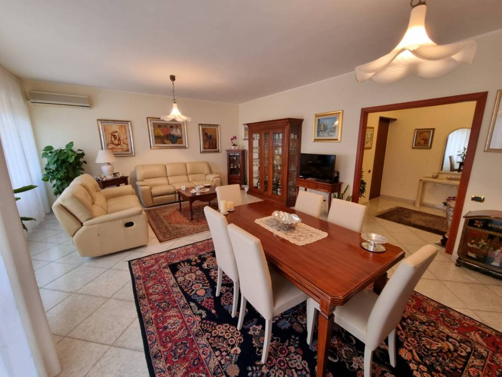 Appartamento a Cagliari in Via Cagna, 6 - Foto 4