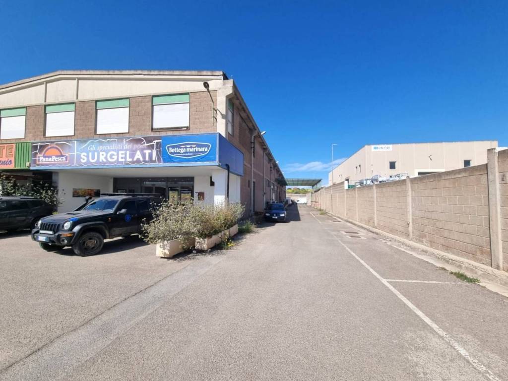 Immobile a Sestu in Strada provinciale - Foto 4