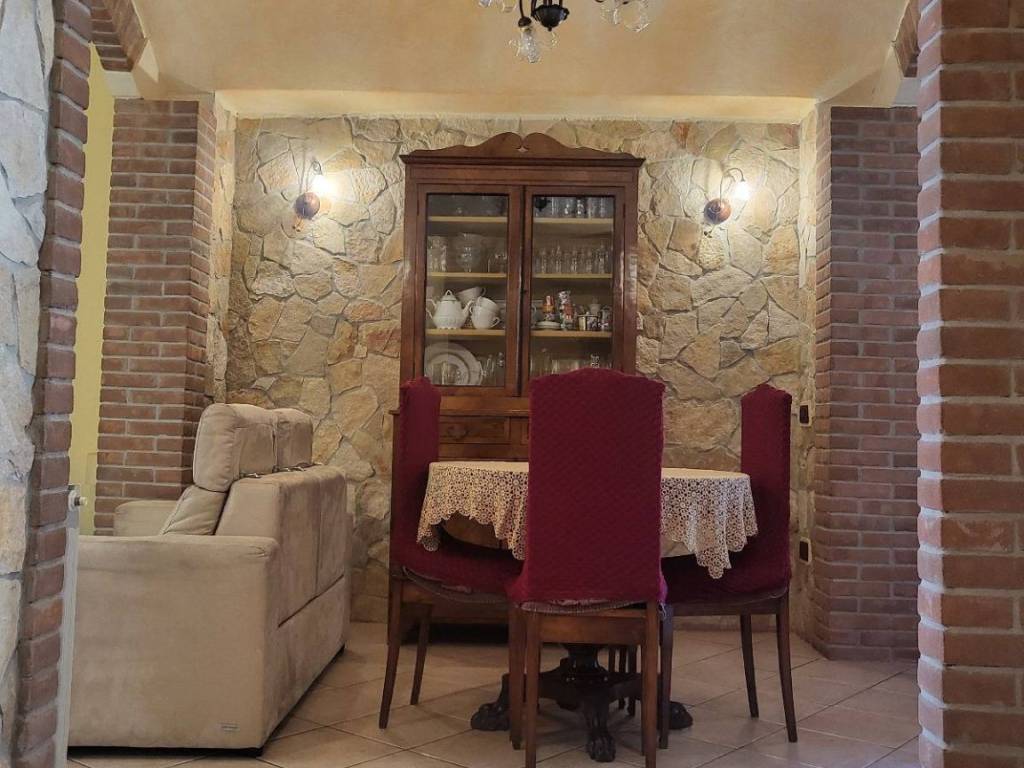 Appartamento a Cagliari in VIA SIDNEY SONNINO, 147 - Foto 4