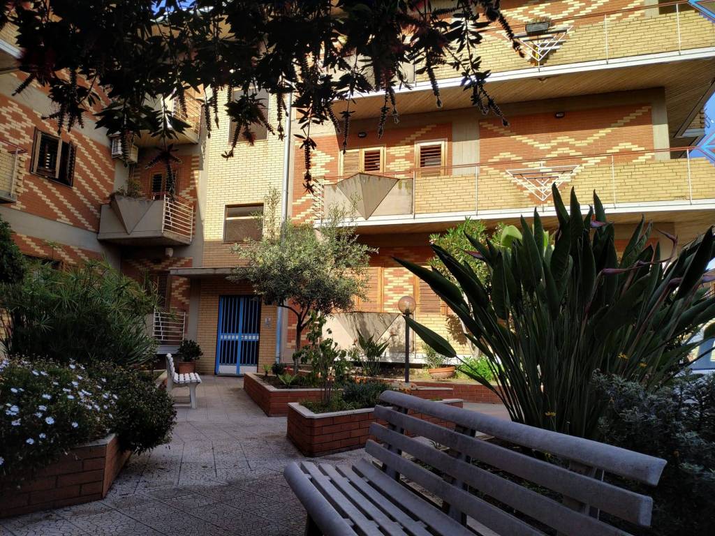 Appartamento a Tremestieri etneo in Via Etnea - Foto 2