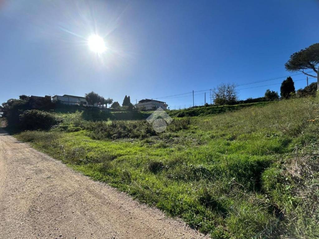 Terreno a Aprilia in Via Brembo, 55 - Foto 3