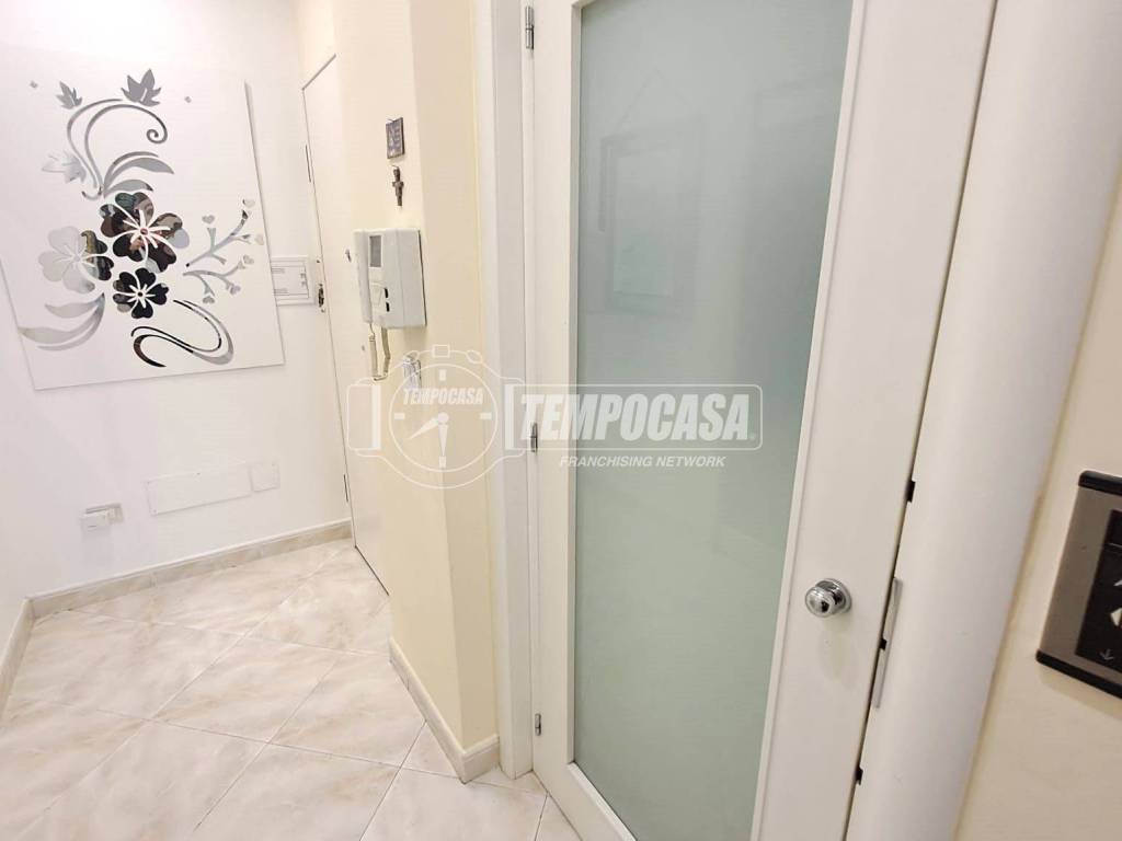 Appartamento a Adelfia in Via Walter Tobagi 24 - Foto 2