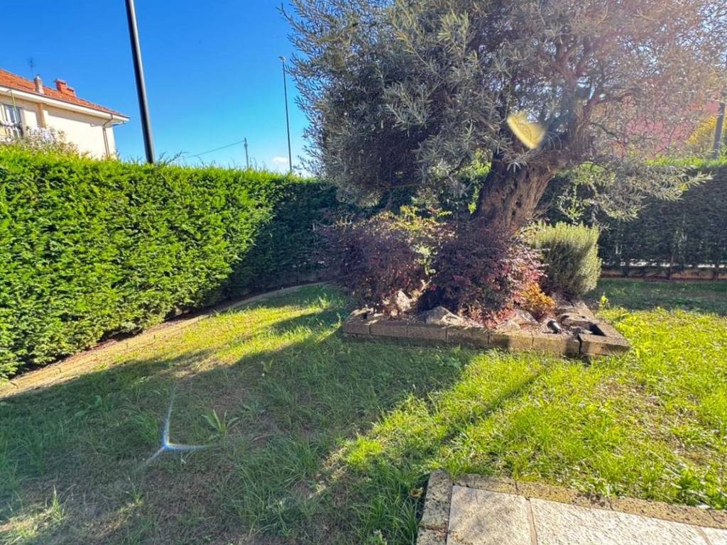 Appartamento a Leinì in Via Nelson Mandela - Foto 3