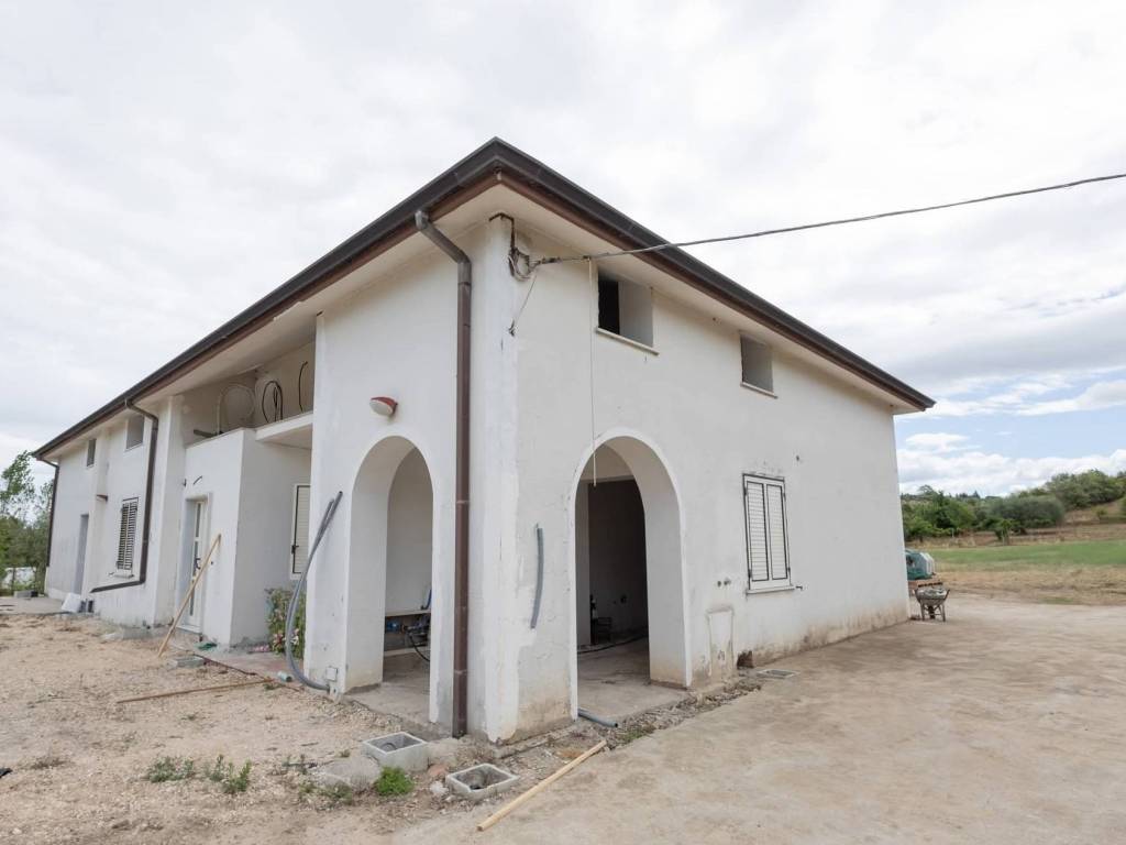 Villa a San giorgio del sannio in Contrada San Giovanni a Morcopio - Foto 5