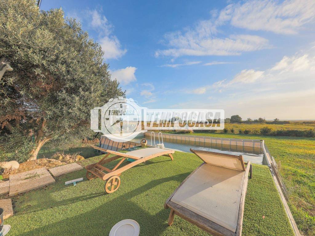 Villa a Cerveteri in Strada Statale 1 Via Aurelia - Foto 2