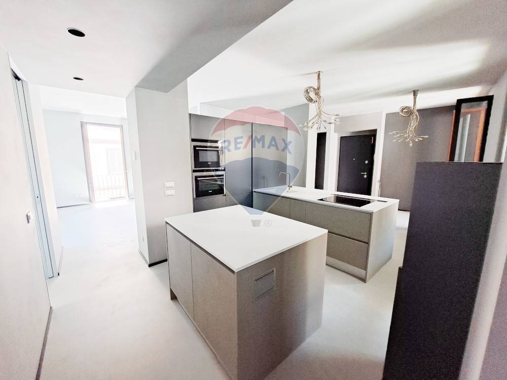 Appartamento a Pavia in Via Foscolo, 24 - Foto 3