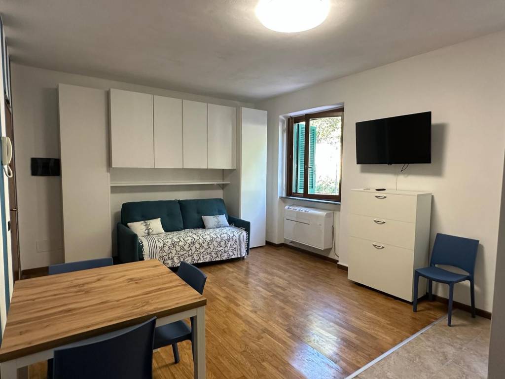 Appartamento a Imperia in Via Giacinto Menotti Serrati, 27 - Foto 3