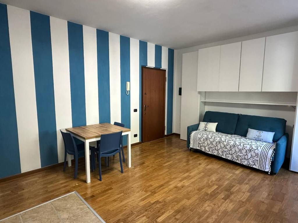 Appartamento a Imperia in Via Giacinto Menotti Serrati, 27 - Foto 5
