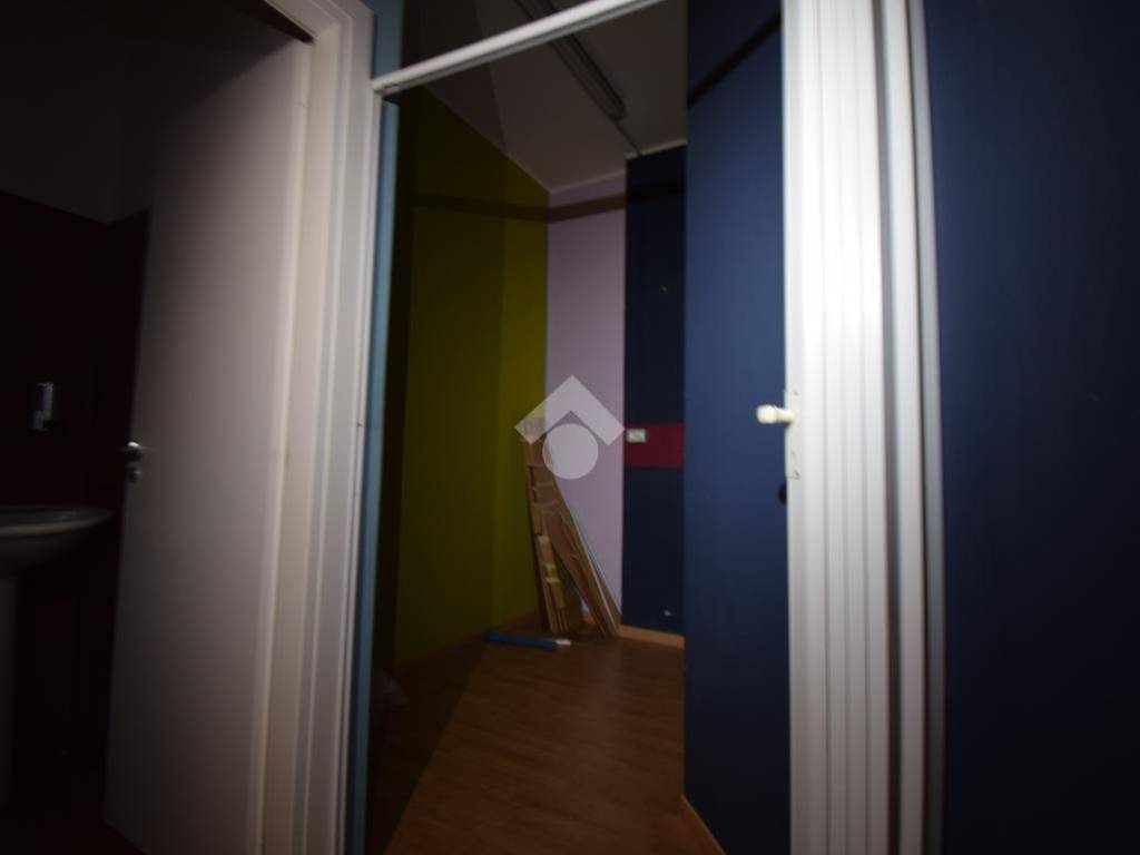 Immobile a Messina in NEGOZIO VIA ISTRIA, 6 - Foto 3