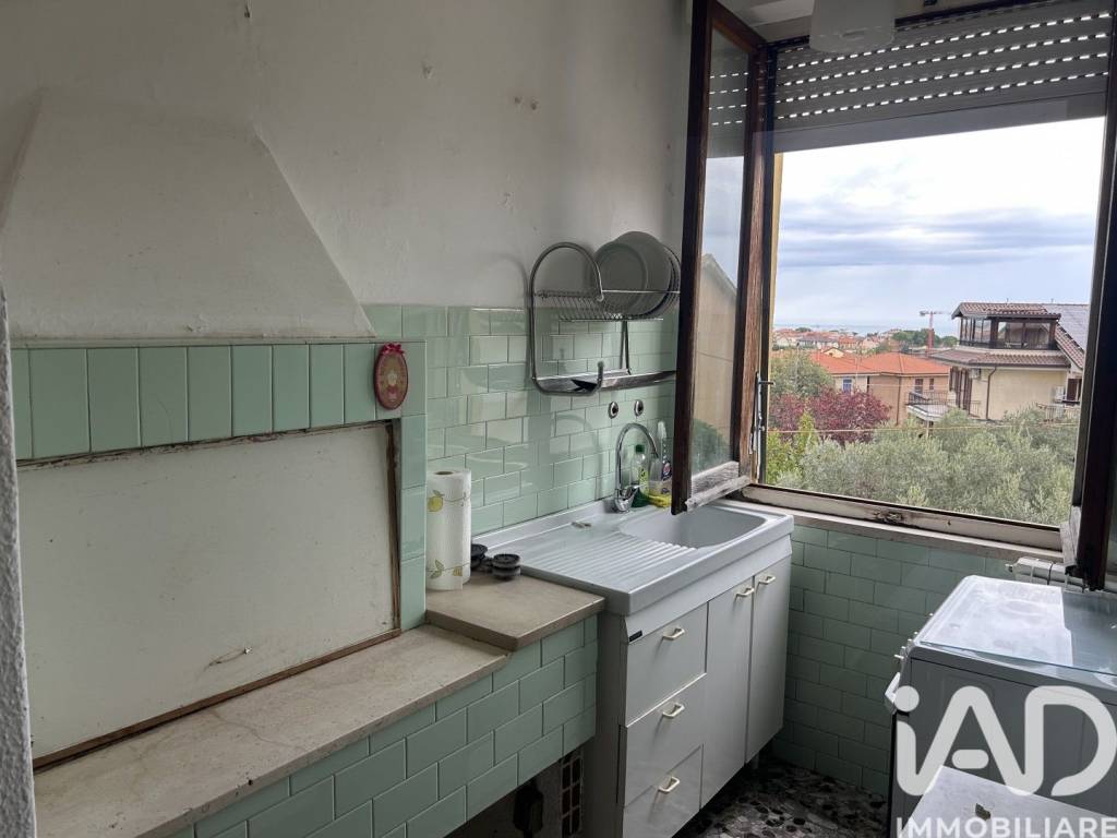 Appartamento a Civitanova marche in Via Luigi Mercantini, 7 - Foto 5