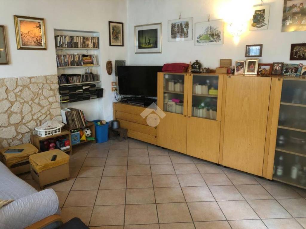 Rustico / casale a Inverno e monteleone in Piazzale Cavalieri di Malta, 14 - Foto 4