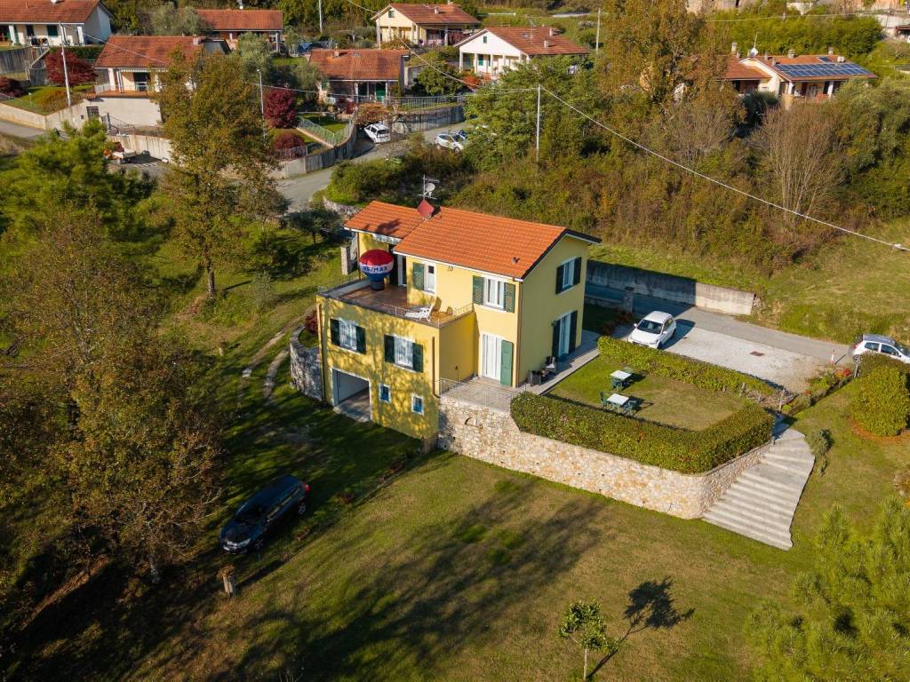 Villa a Beverino in Via Trezzo, 147 - Foto 3