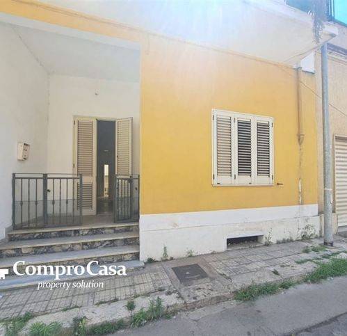 Appartamento a Galatone in Via Gabriele D'Annunzio - Foto 2