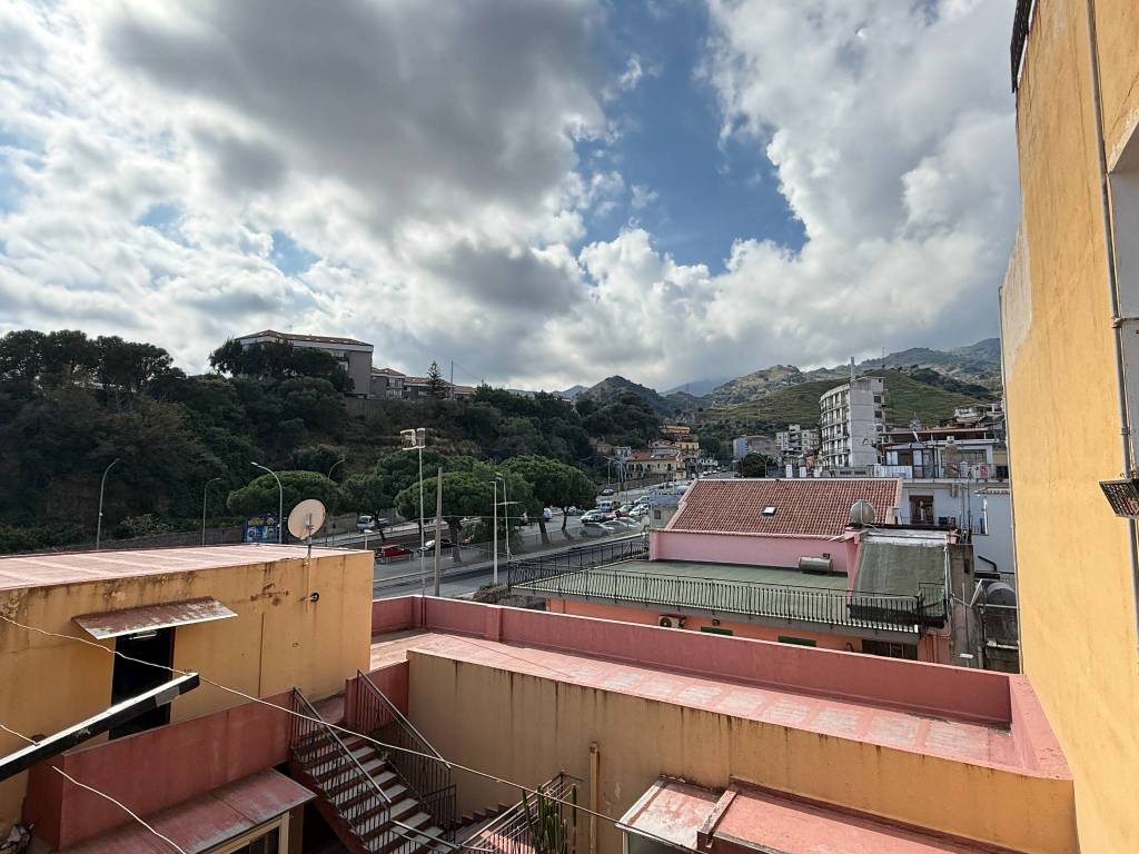 Appartamento a Messina - Foto 2