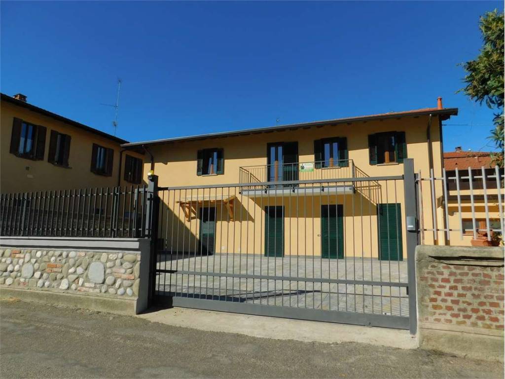 Casa indipendente a Somma lombardo in piazza casolo, 10 - Foto 3