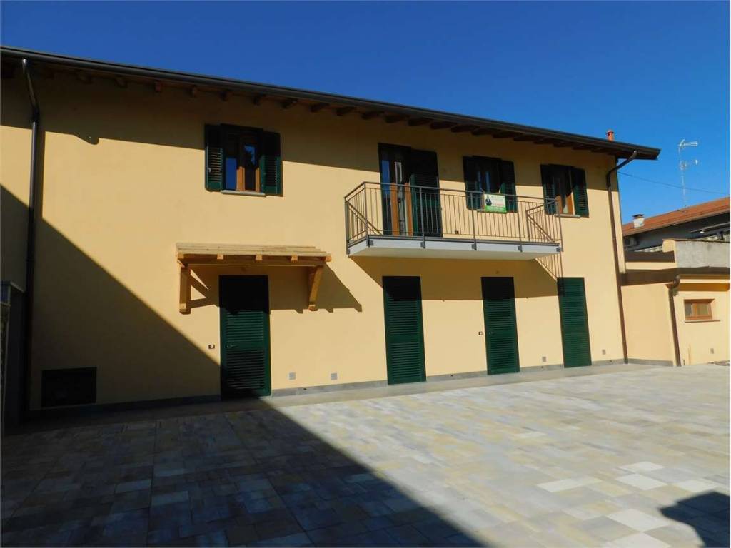 Casa indipendente a Somma lombardo in piazza casolo, 6 - Foto 3