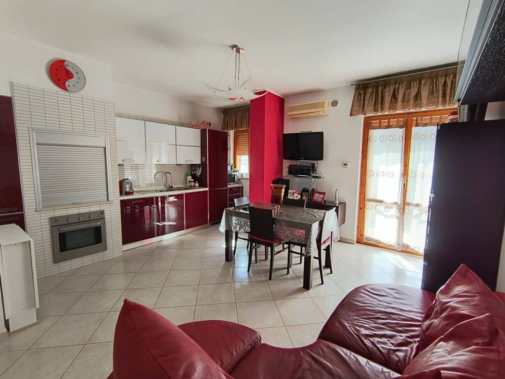 Appartamento a Bisceglie in Largo Ernesto Che Guevara, 131 - Foto 2