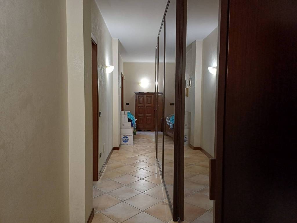 Appartamento a Vercelli in Via Aosta, 16 - Foto 3