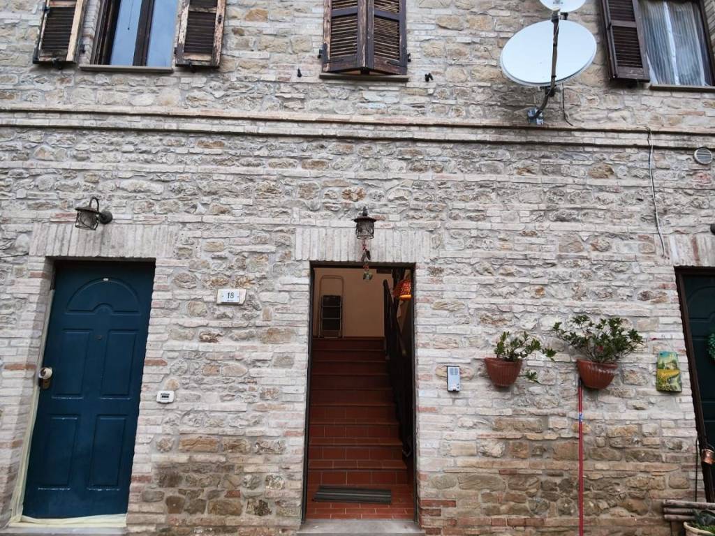 Appartamento a Treia in Contrada Berta - Foto 2