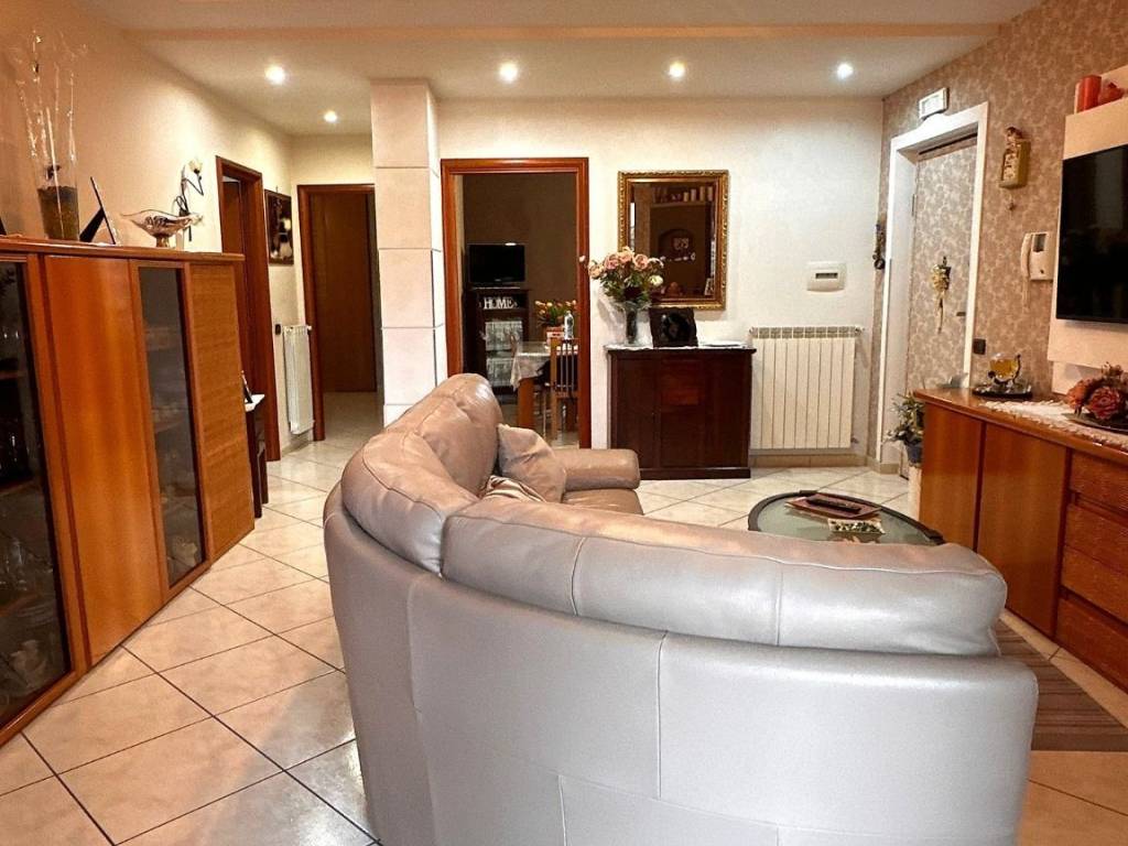 Appartamento a Maddaloni in Via Appia, 275 - Foto 5