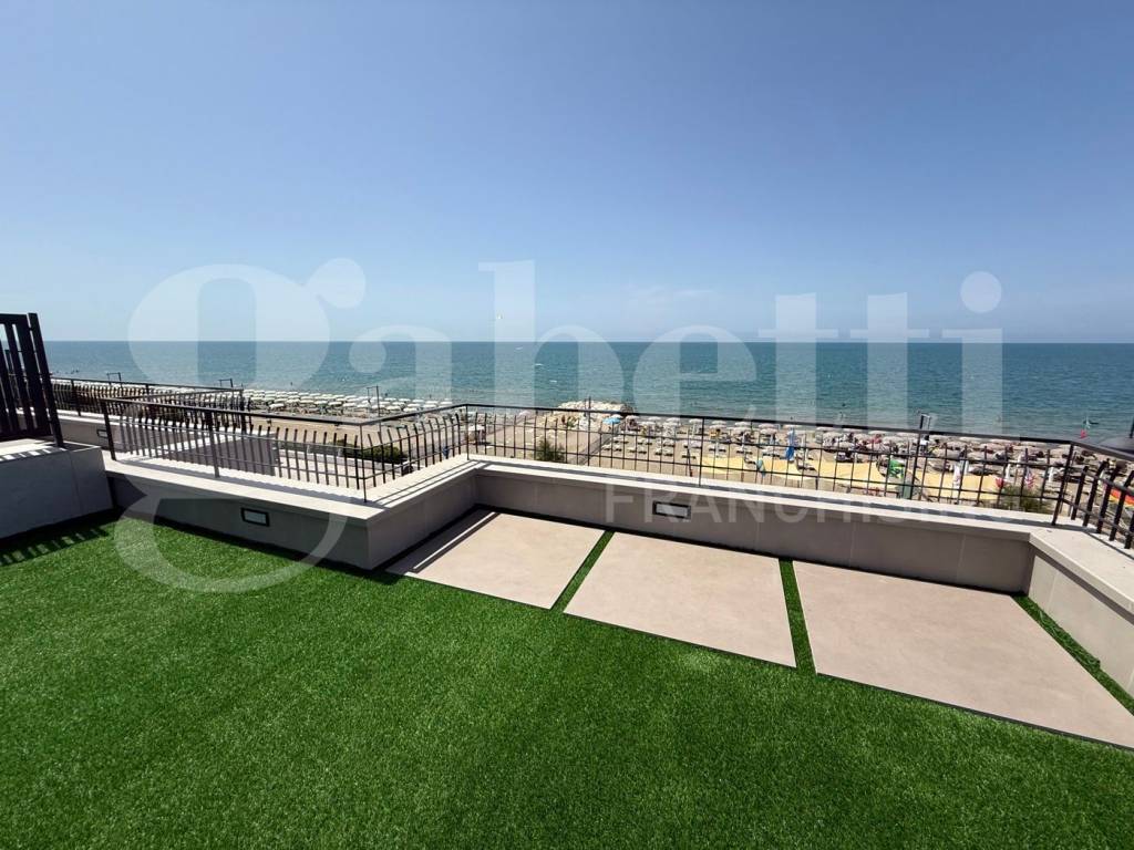 Appartamento a Minturno in Via Lungomare Nazario Sauro, 28 - Foto 2