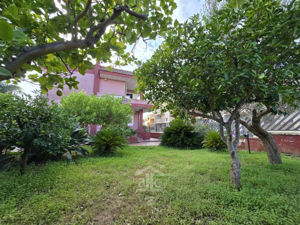 Villa a Cavallino in Via Carlo Poerio 10 - Foto 2