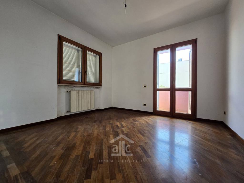 Villa a Cavallino in Via Carlo Poerio 10 - Foto 4