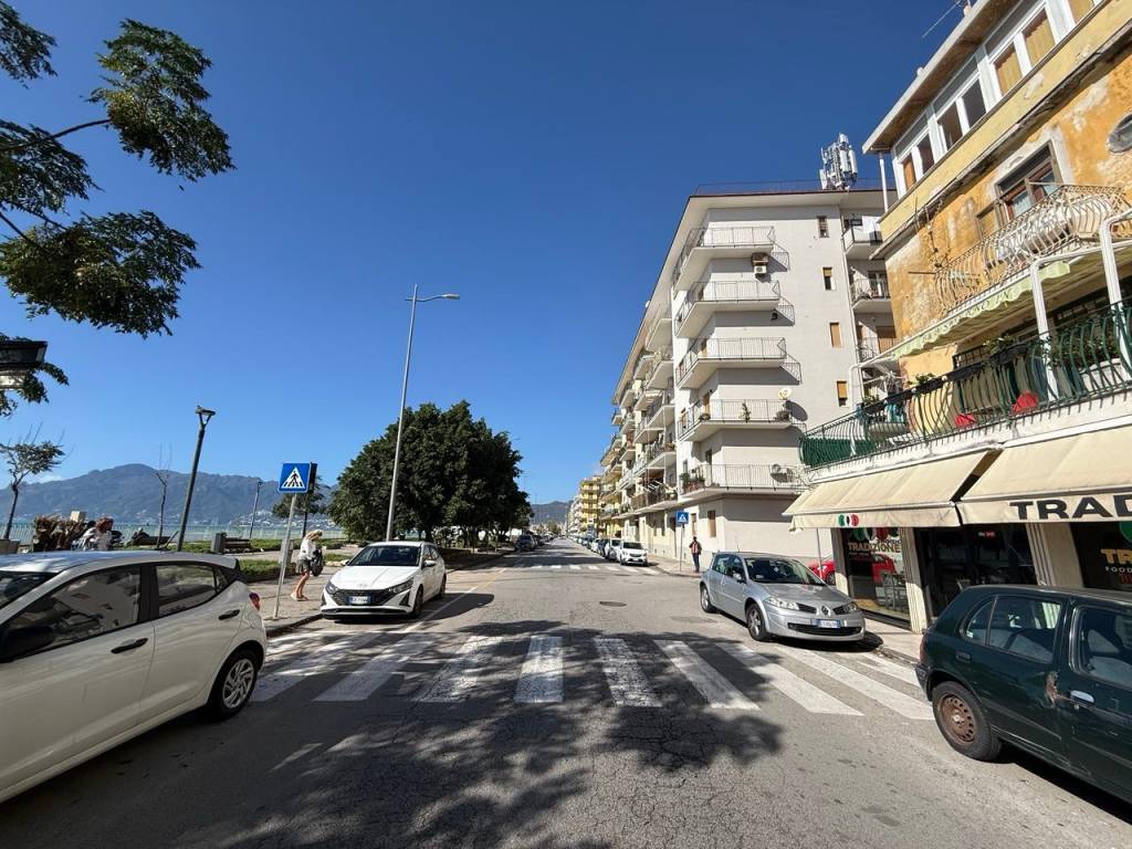 Appartamento a Salerno in Via Lungomare Cristoforo Colombo, 339 - Foto 3