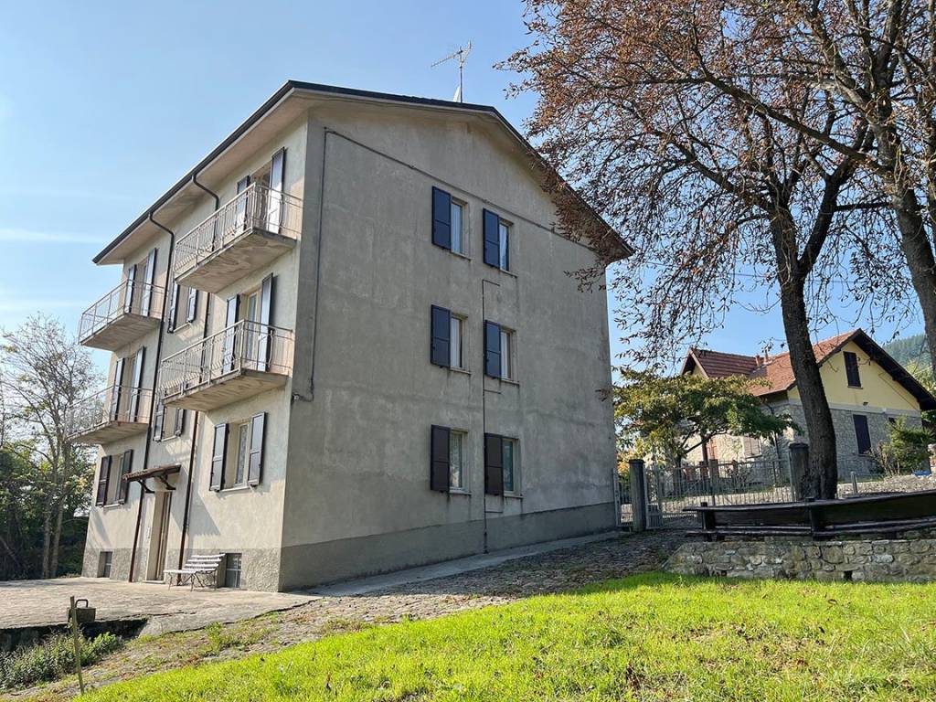 Casa indipendente a Varzi in Frazione Pietra Gavina - Foto 3