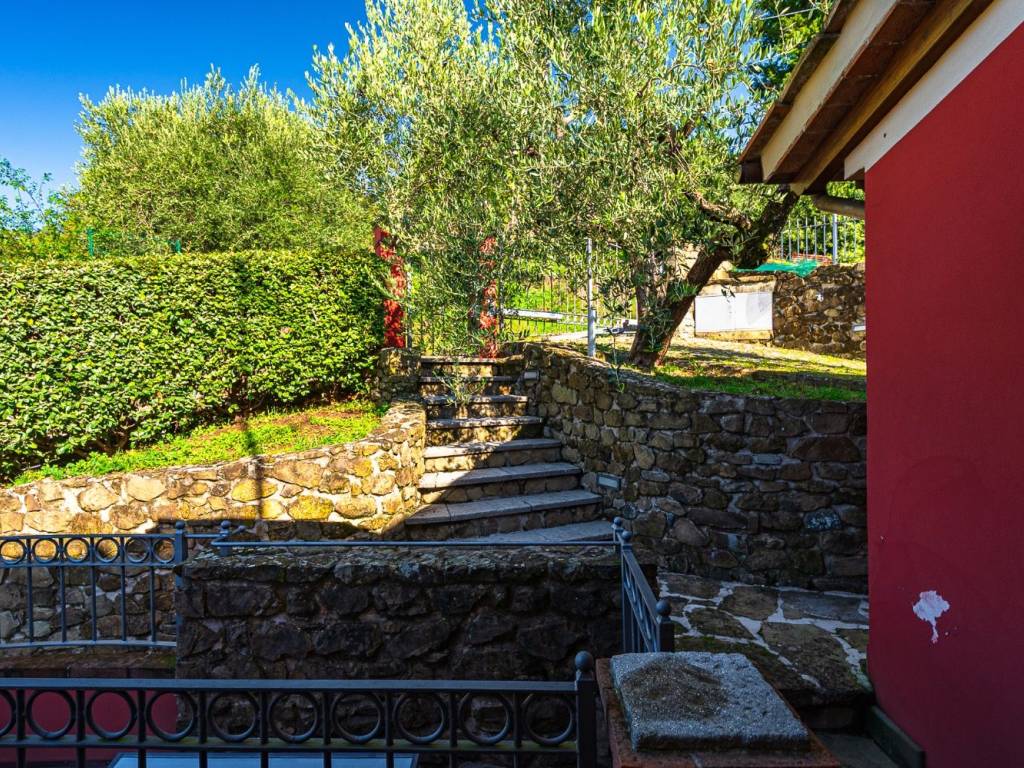 Appartamento a Montale in Via Picchioni e Casellina - Foto 4