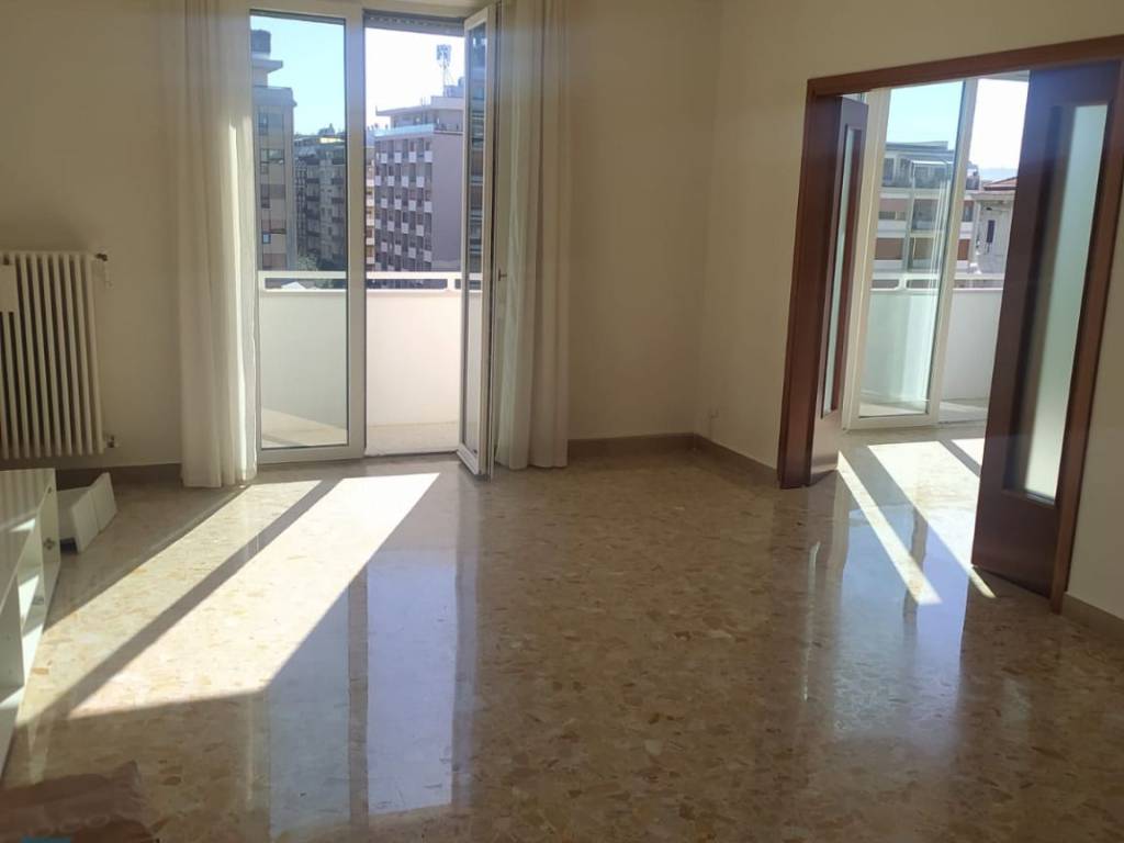 Appartamento a Pescara in Piazza della Rinascita - Foto 4