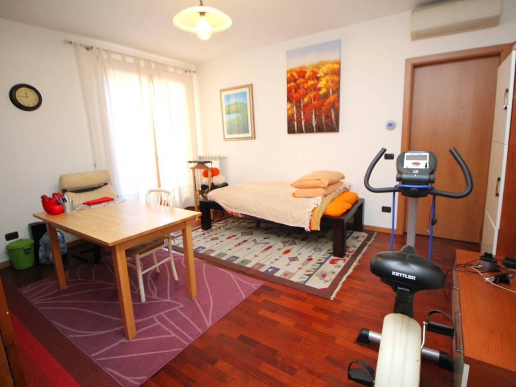 Appartamento a Marnate in Via Monte Bianco - Foto 4