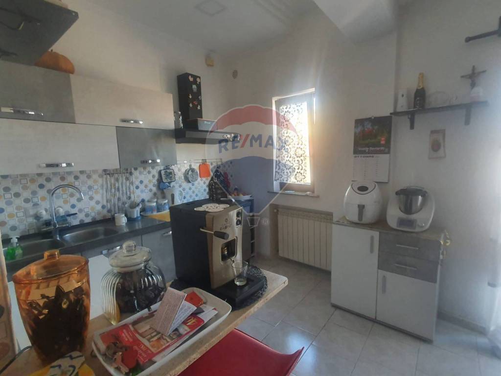 Appartamento a Caltagirone in Via Giacomo Leopardi, 12 - Foto 5