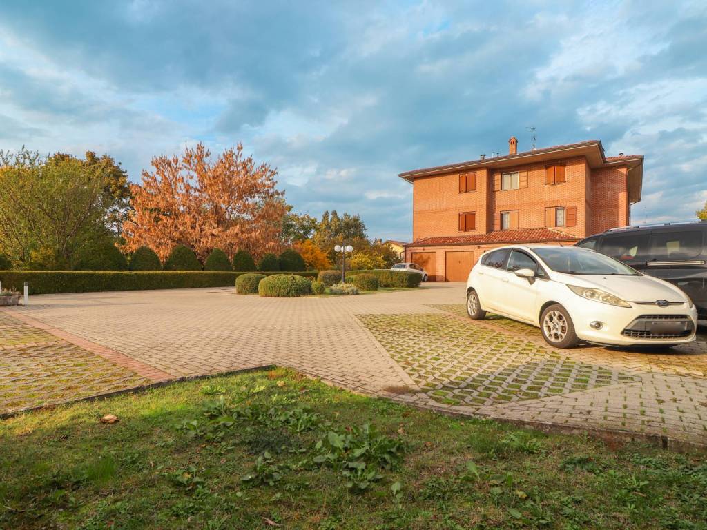 Appartamento a Valsamoggia - Foto 2