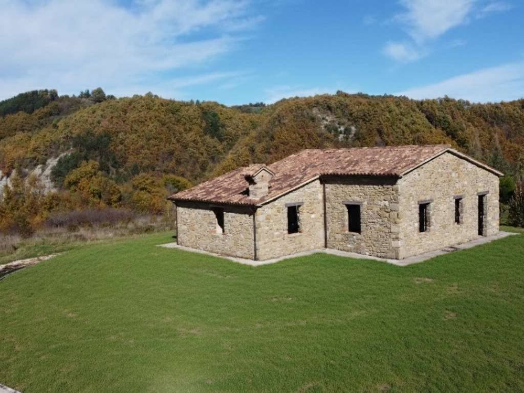 Casa indipendente a Apecchio in Vocabolo Pian di Landuccio - Foto 3