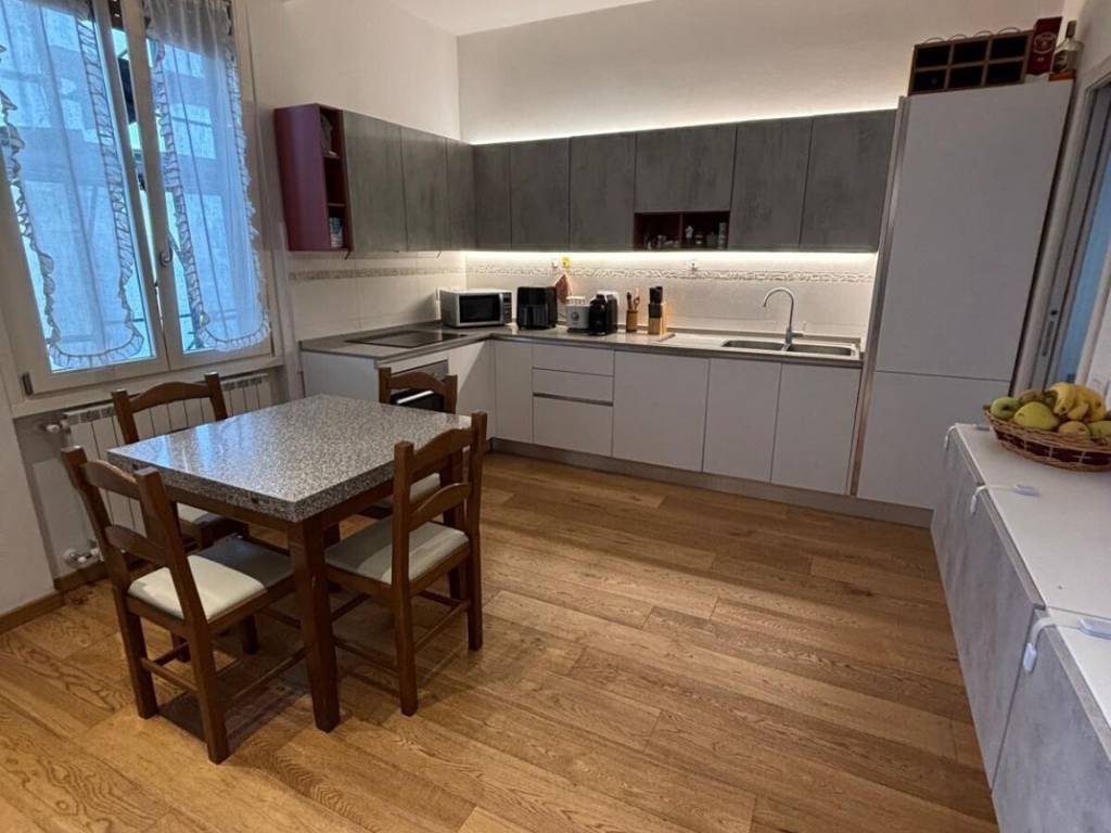 Appartamento a Sesto fiorentino in Via degli Olivi - Foto 3