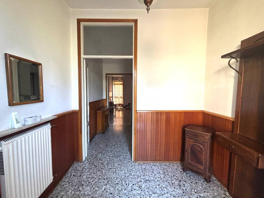 Villa a Mantova in Strada Circonvallazione Sud, 54 - Foto 2