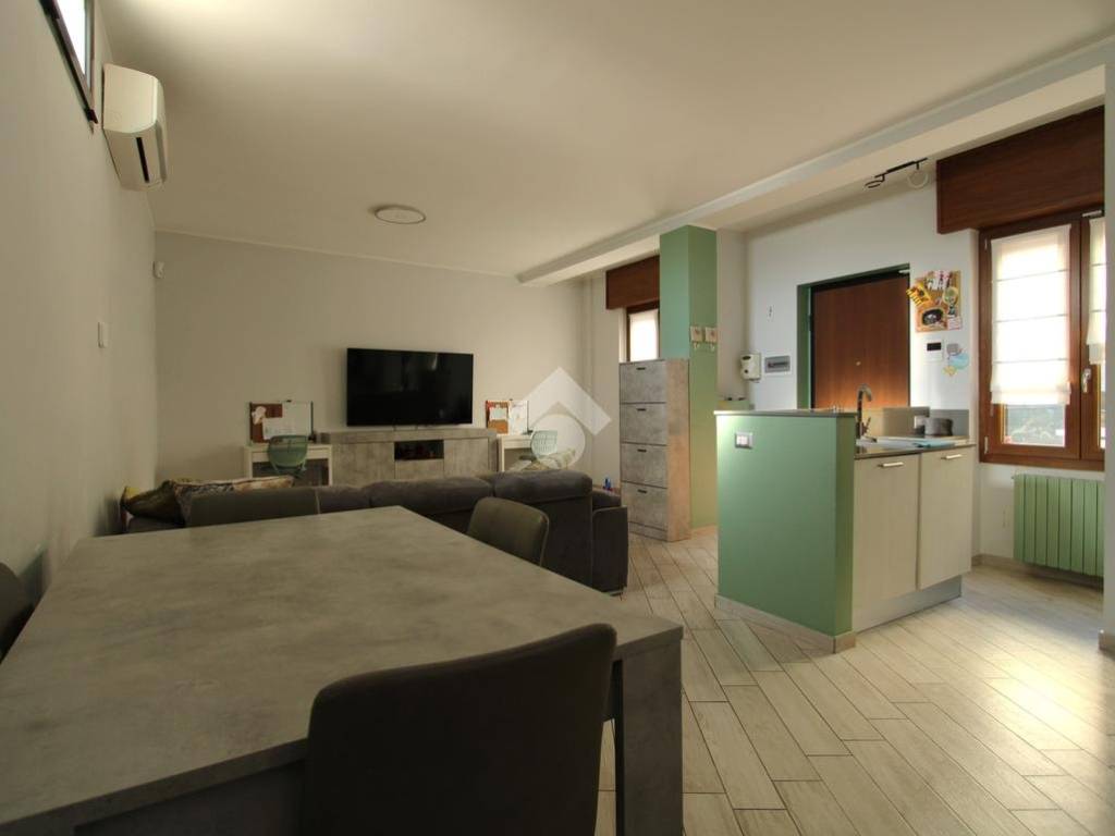 Casa indipendente a Bareggio in Via garavaglia, 13 - Foto 4