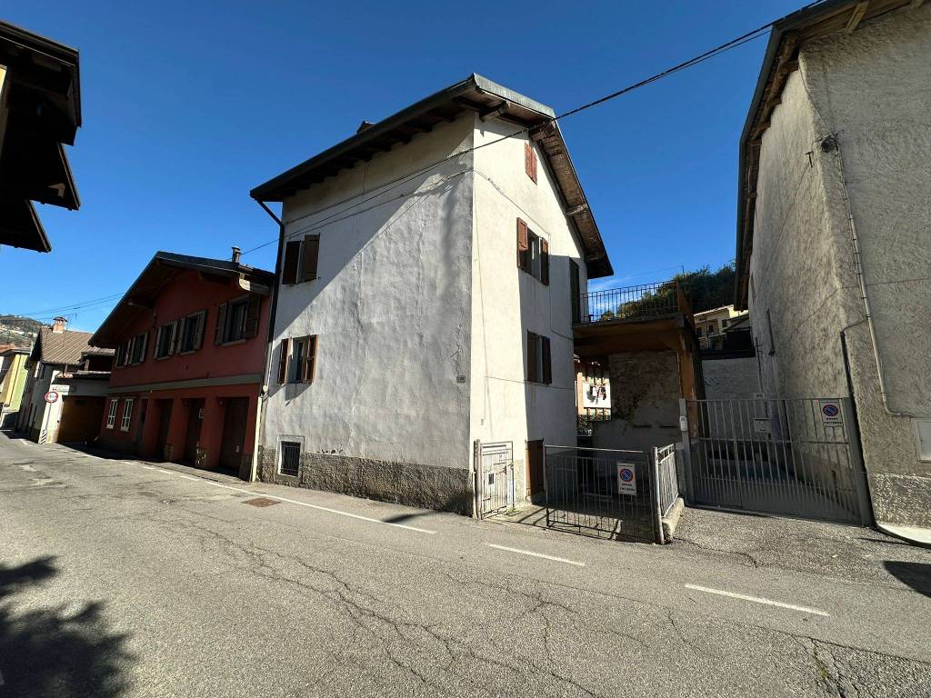 Villa a Cene in Via Ulisse Bellora, 24 - Foto 3