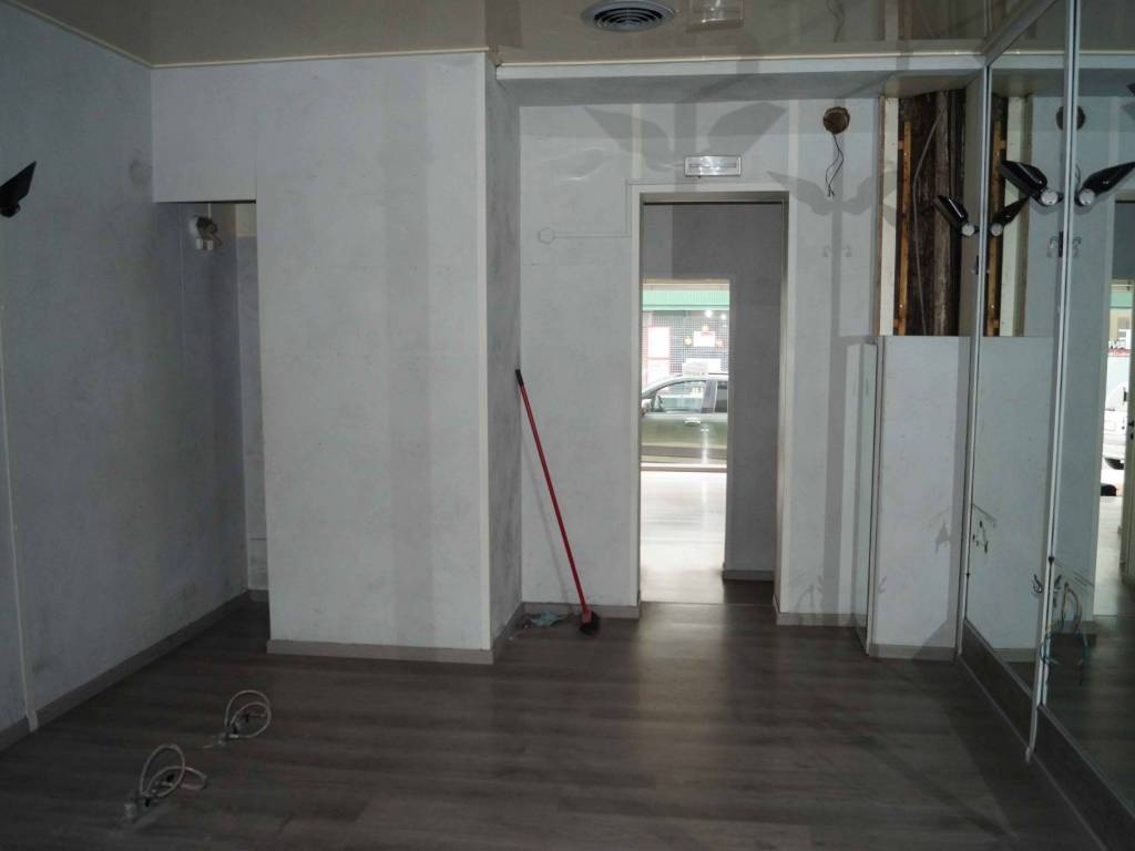 Immobile a Sesto calende in Via dell'Olmo - Foto 5