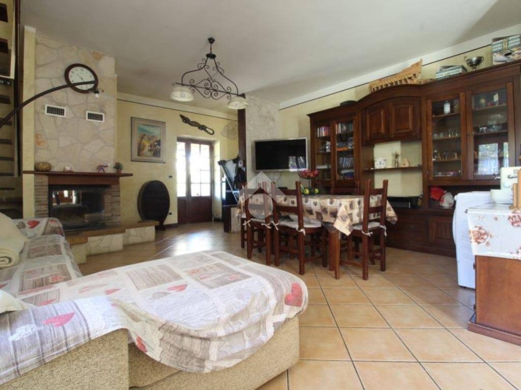 Villa a Torricella in sabina in Via oreste leonardi, 1 - Foto 5