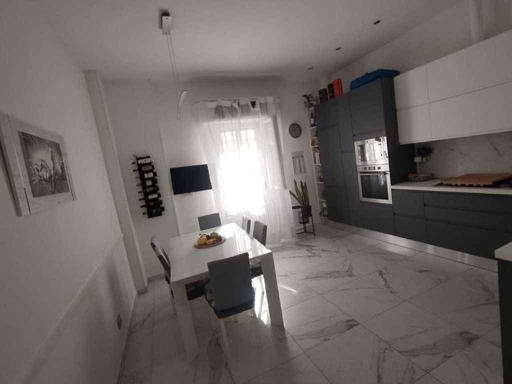 Appartamento a Firenze in Via Reginaldo Giuliani - Foto 2