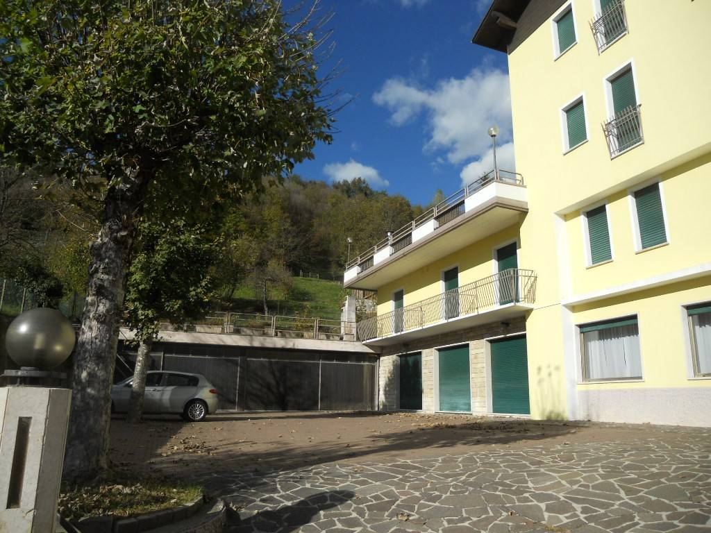 Palazzo / stabile a Comano terme - Foto 2