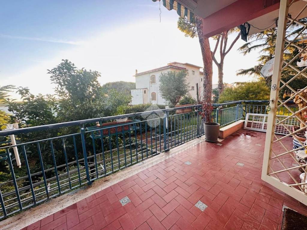 Appartamento a Torre del greco in Via positano, 1 - Foto 2