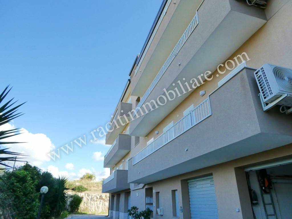 Appartamento a Pozzallo in Viale Asia - Foto 2